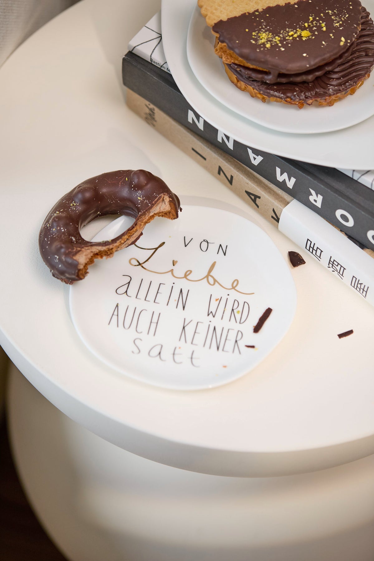 Räder - Teller "Von Liebe allein"